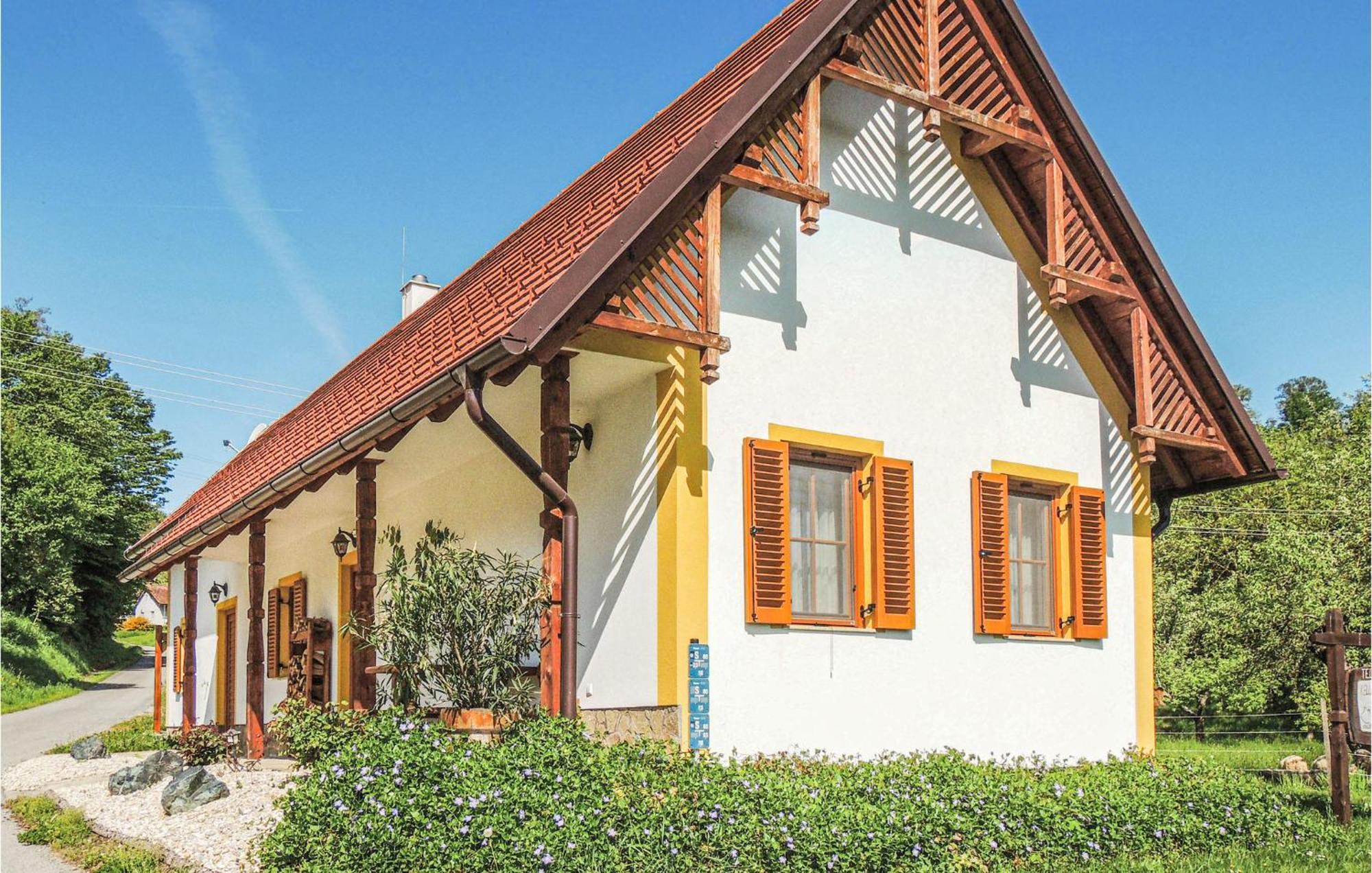 Ferienhaus-Gaas Luaran gambar